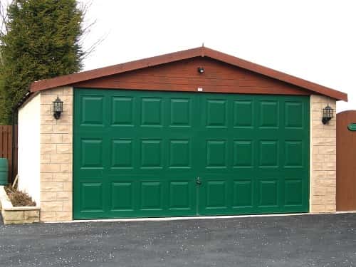 Apex Roof Garage